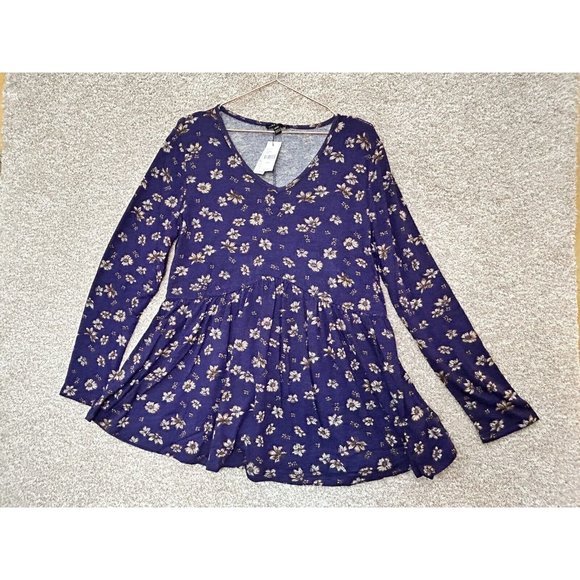 Lane Bryant Tops - Lane Bryant Purple Floral Print Knit Aline Ruffle Hem Blouse Size 10/12